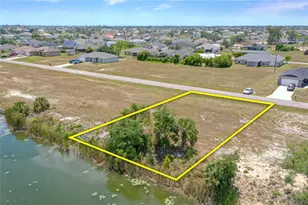 3023 NE 5th Pl, Cape Coral, FL 33909 - Photo 4