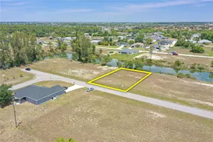 3023 NE 5th Pl, Cape Coral, FL 33909 - Photo 6