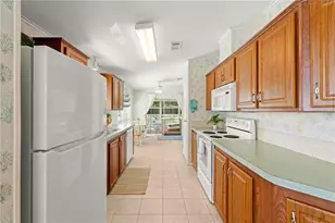 291 Navajo Dr, Oak Hill, FL 32759 - Photo 20