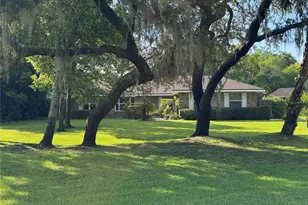 547 Cleo Ln, Deltona, FL 32738 - Photo 2