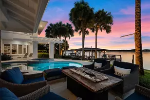 1215 Commodore Dr, New Smyrna Beach, FL 32168 - Photo 4