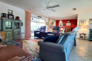 8 Richmond Dr, New Smyrna Beach, FL 32169 - Photo 4