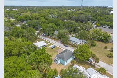 585 Washington Street, New Smyrna Beach, FL 32168 - Photo 16