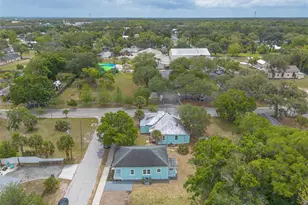 585 Washington St, New Smyrna Beach, FL 32168 - Photo 14