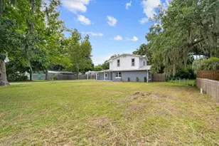 2005 Sunny Ln, New Smyrna Beach, FL 32168 - Photo 2