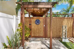 305 Live Oak, New Smyrna Beach, FL 32168 - Photo 8