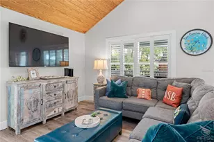 305 Live Oak, New Smyrna Beach, FL 32168 - Photo 28