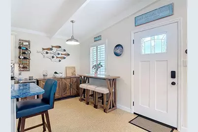 657 S Pine Street, New Smyrna Beach, FL 32169 - Photo 2