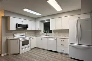 105 Wimbledon Ct, Port Orange, FL 32127 - Photo 4