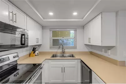 425 S Atlantic Avenue #304, New Smyrna Beach, FL 32169 - Photo 8