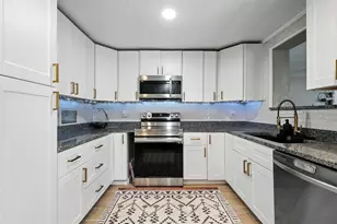 904 Charles St, Port Orange, FL 32129 - Photo 8