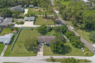 2464 Lydia Way, New Smyrna Beach, FL 32168 - Photo 2