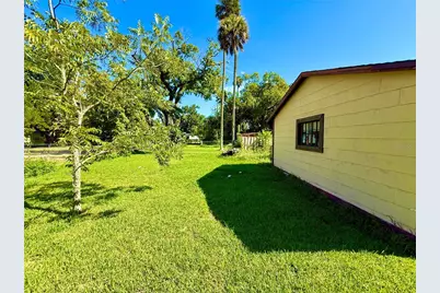 631 Elm Avenue, Holly Hill, FL 32117 - Photo 6