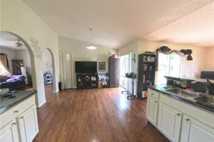 706 N Rennes Ct, Kissimmee, FL 34759 - Photo 4