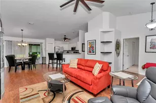 5556 Grove Mnr, Lady Lake, FL 32159 - Photo 8