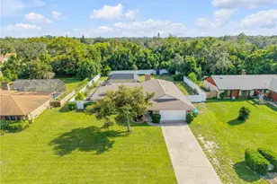 2097 Cleo Ln, Deltona, FL 32738 - Photo 2