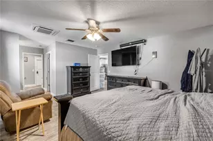 2097 Cleo Ln, Deltona, FL 32738 - Photo 32