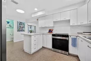 805 E 18th Ave, New Smyrna Beach, FL 32169 - Photo 14