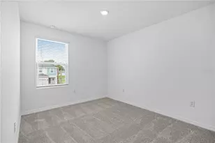 182 Riverfront Wy, Edgewater, FL 32141 - Photo 24