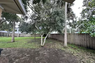 401 Oakwood Ave, New Smyrna Beach, FL 32169 - Photo 18