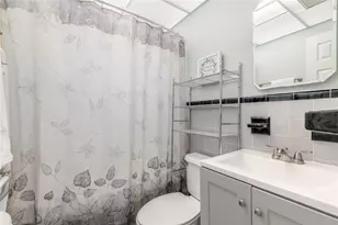 822 E 12th Ave, New Smyrna Beach, FL 32169 - Photo 16