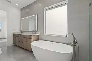 427 Columbus Ave, New Smyrna Beach, FL 32169 - Photo 98