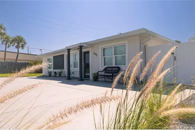 813 E 6th Avenue, New Smyrna Beach, FL 32169 - Photo 4
