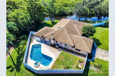 134 Sea Street, New Smyrna Beach, FL 32168 - Photo 2