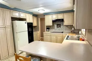 135 Oak St, Edgewater, FL 32141 - Photo 4