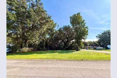 1099 Yaupon Street, Daytona Beach, FL 32117 - Photo 1