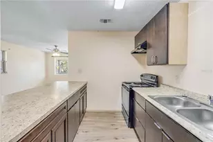 1060 E Patrick Cir, Daytona Beach, FL 32117 - Photo 12