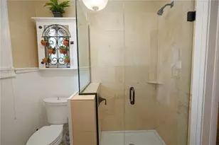 229 E 6th Ave, Mount Dora, FL 32757 - Photo 20