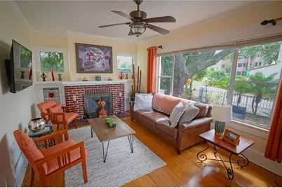 229 E 6th Avenue, Mount Dora, FL 32757 - Photo 4