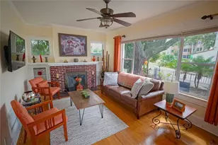 229 E 6th Ave, Mount Dora, FL 32757 - Photo 4