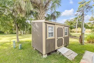2201 S Ridgewood Ave, Edgewater, FL 32141 - Photo 4