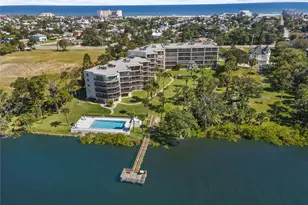 944 S Peninsula Dr, Daytona Beach, FL 32118 - Photo 1