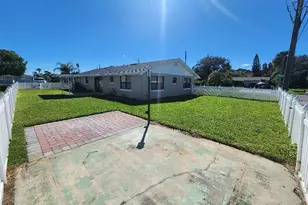 105 Desoto Dr, New Smyrna Beach, FL 32169 - Photo 16