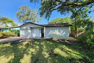 798 E 11th Ave, New Smyrna Beach, FL 32169 - Photo 2