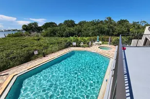 520 S Peninsula Ave, New Smyrna Beach, FL 32169 - Photo 14