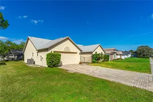 1392 Surrey Park Dr, Port Orange, FL 32128 - Photo 4