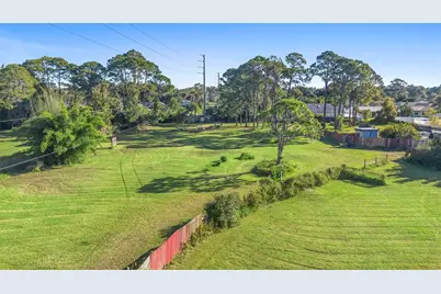 1679 N Pinedale Road, Edgewater, FL 32132 - Photo 10