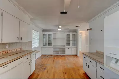 922 Locust Street, New Smyrna Beach, FL 32169 - Photo 10