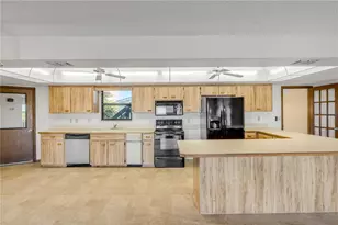 824 Eel Ave, New Smyrna Beach, FL 32169 - Photo 8