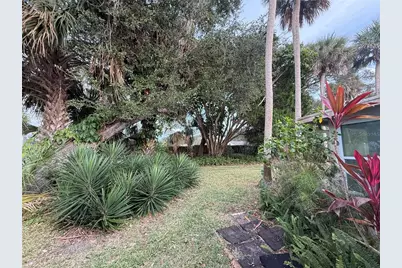 805 S Cooper Street, New Smyrna Beach, FL 32169 - Photo 10