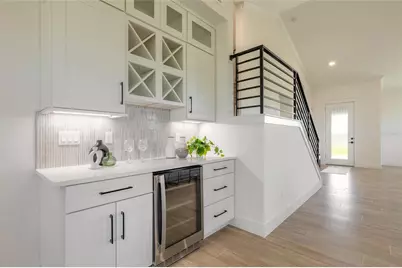 704 Skylane Circle, Edgewater, FL 32132 - Photo 4