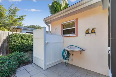 810 E 9th Avenue, New Smyrna Beach, FL 32169 - Photo 40