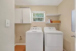 810 E 9th Ave, New Smyrna Beach, FL 32169 - Photo 36