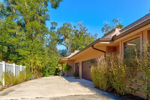 1811 E Spruce Creek Blvd, Port Orange, FL 32128 - Photo 14