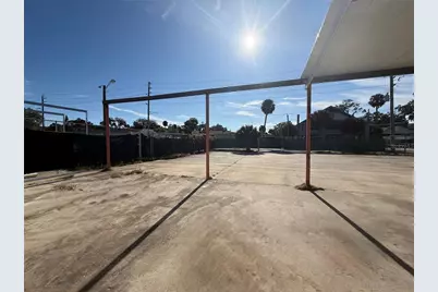 210 Magnolia Street, New Smyrna Beach, FL 32168 - Photo 2