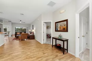 16602 Lazy Breeze Loop, Clermont, FL 34714 - Photo 6